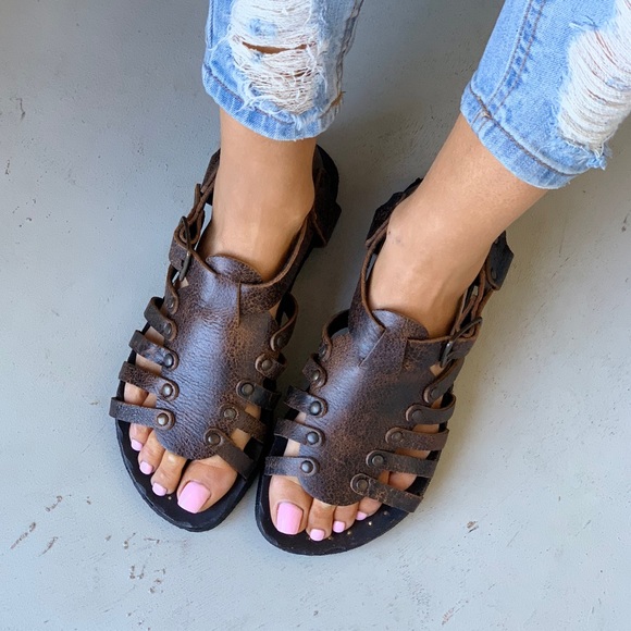 Goodyear Handmade Distressed Fisherman Sandals - Picture 1 of 8